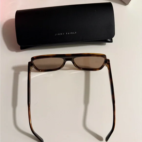 BRAND NEW JIMMY FAIRLY SUNGLASSES - Picture 6 of 7